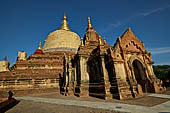 Bagan Myanmar. Dhammayazika pagoda. 